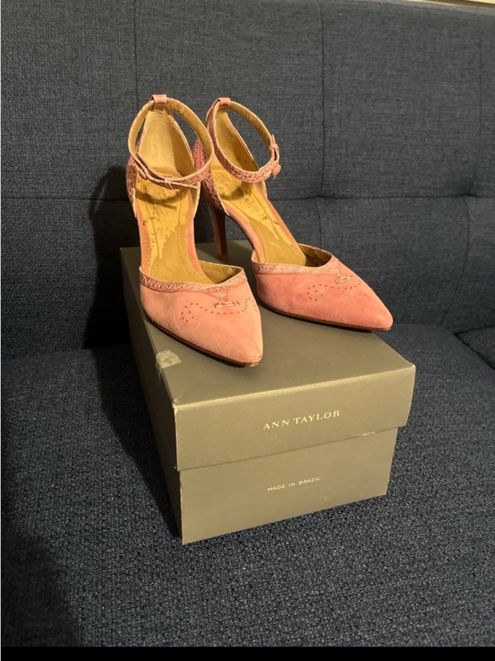 Ann Taylor Suade/Leather 5 1/2 Women’s Heels